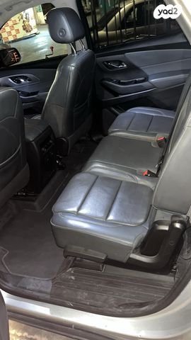 שברולט טראוורס