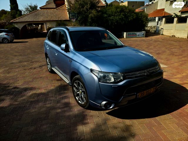 מיצובישי אאוטלנדר