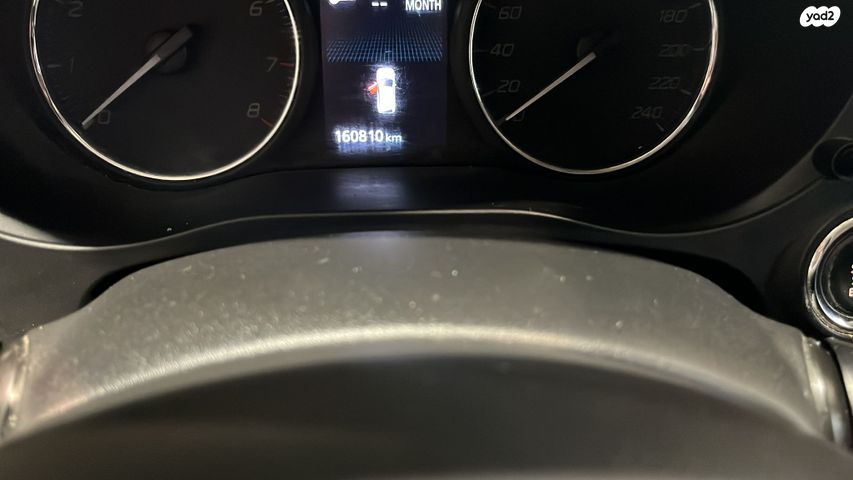 מיצובישי אאוטלנדר