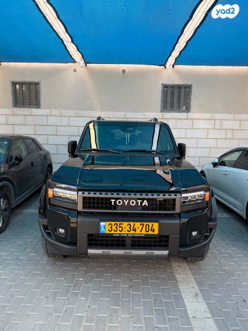 טויוטה לנד קרוזר