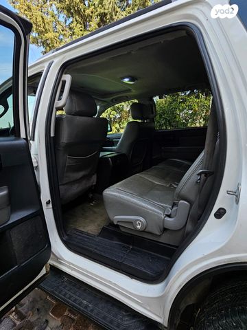 טויוטה סקויה