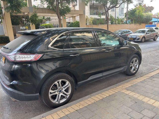 מודעת רכב פורד אדג'