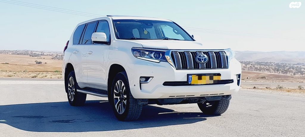 טויוטה לנד קרוזר