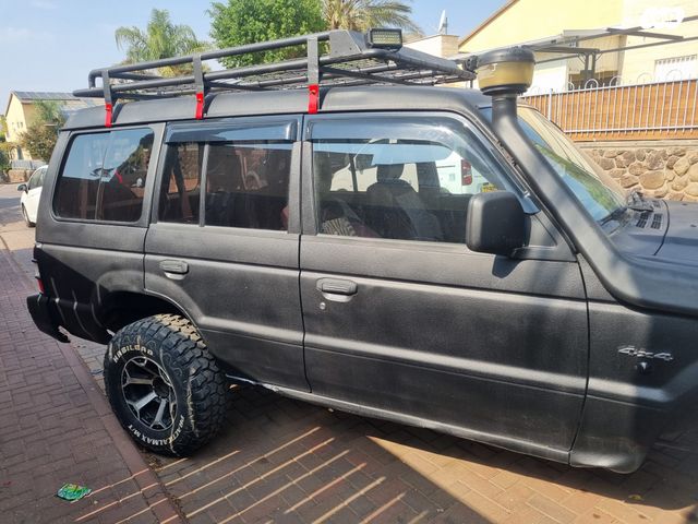 מיצובישי פג'רו