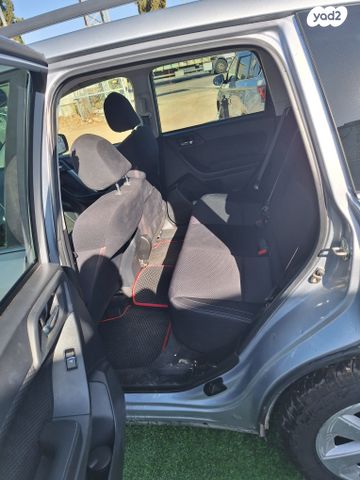 סובארו פורסטר