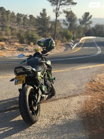 קאוואסאקי Z650 abs
