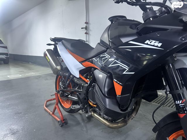 KTM SuperMoto SMT 890
