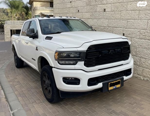 מודעת רכב דודג'