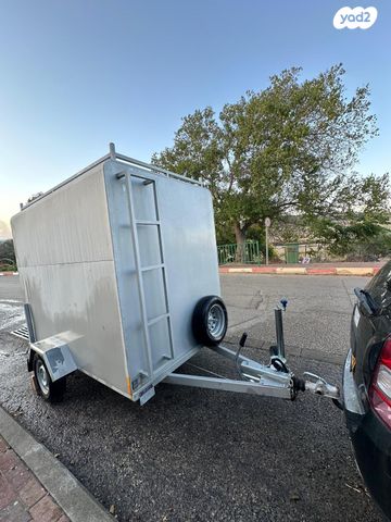 מודעת רכב נגרר (קראוון נגרר)