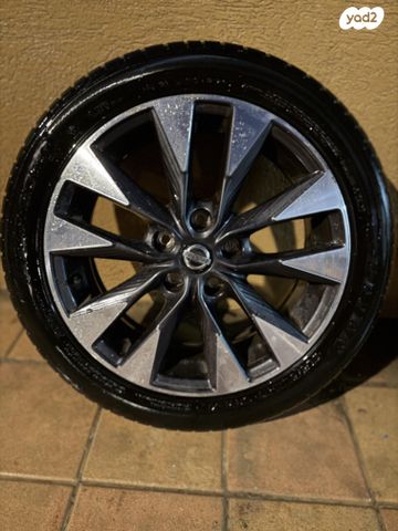 feedItemObj.data.row_1