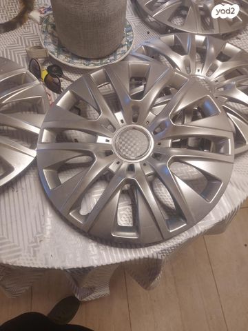 feedItemObj.data.row_1