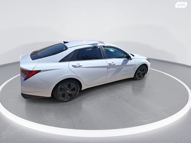 יונדאי אלנטרה