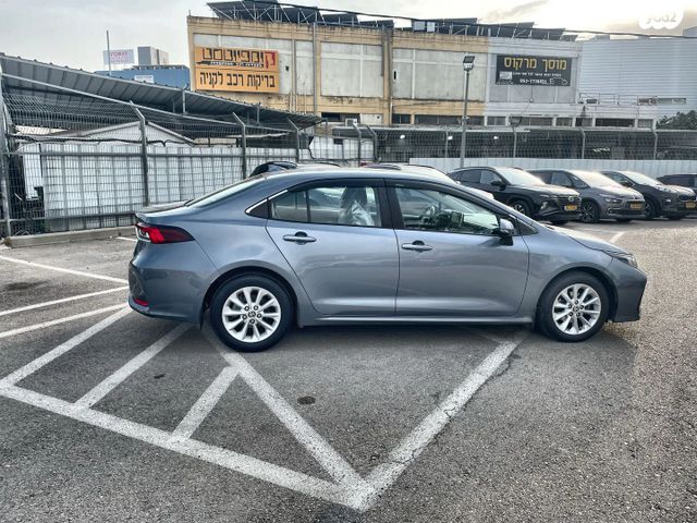 מודעת רכב טויוטה קורולה