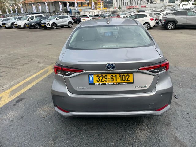 טויוטה קורולה