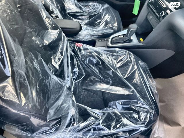 טויוטה יאריס קרוס