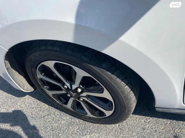 מיצובישי ספייס סטאר