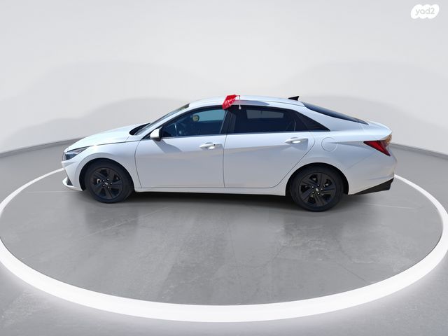 יונדאי אלנטרה