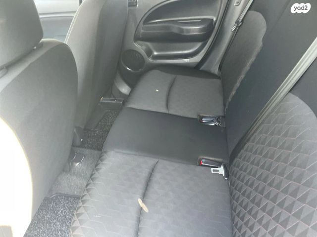 מיצובישי ספייס סטאר