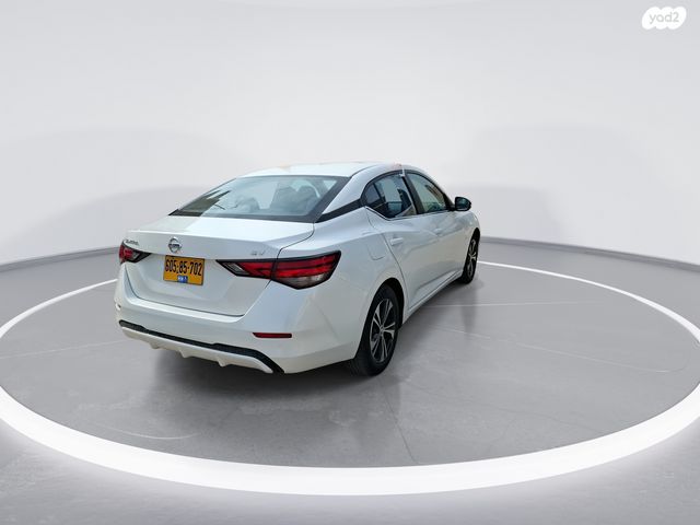 ניסאן סנטרה