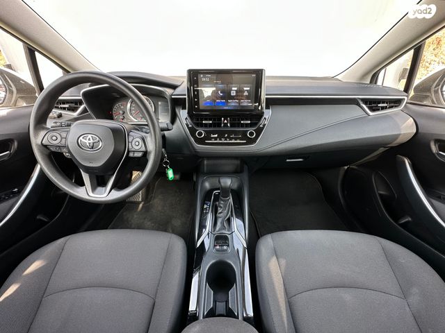 טויוטה קורולה