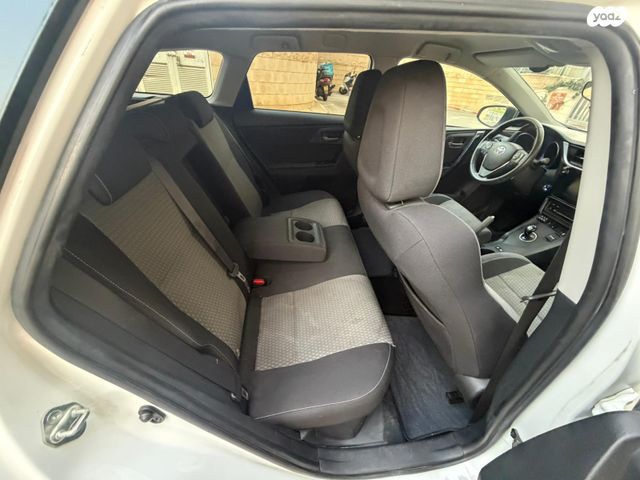 טויוטה אוריס