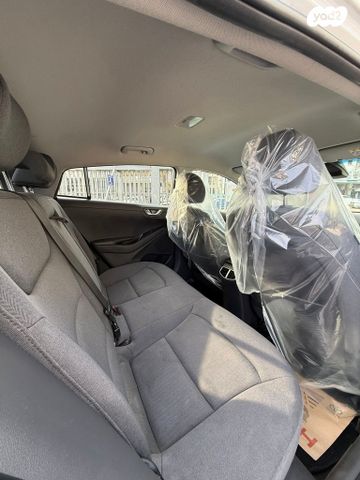 יונדאי איוניק