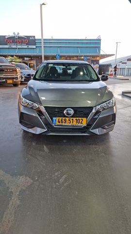 ניסאן סנטרה