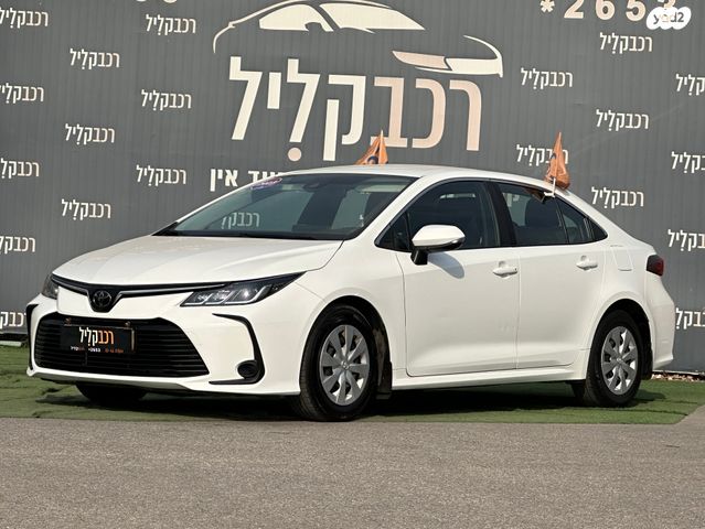 טויוטה קורולה