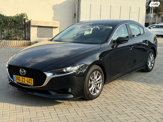 מודעת רכב מאזדה 3