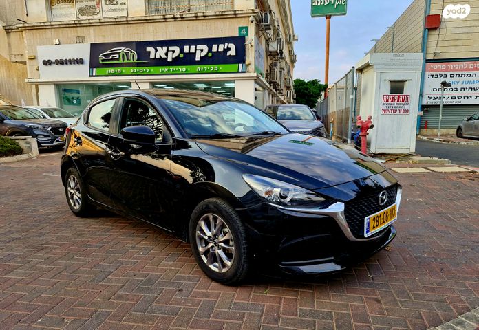 מודעת רכב מאזדה 2