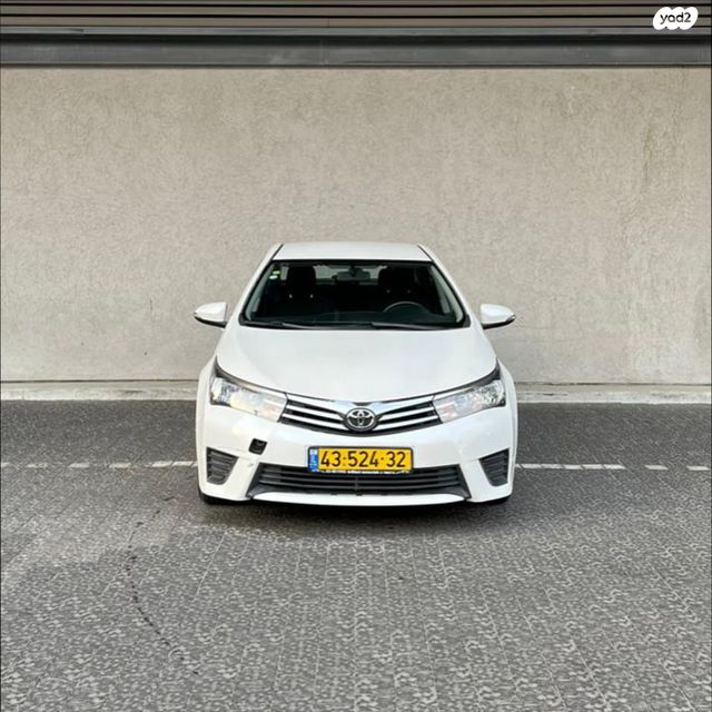 מודעת רכב טויוטה קורולה