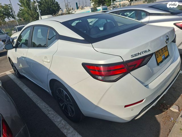 ניסאן סנטרה