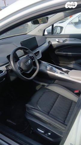 ג׳ילי Geometry C