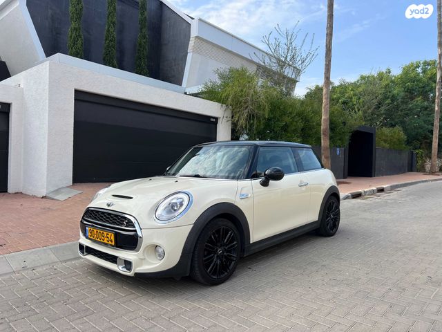 מודעת רכב מיני קופר