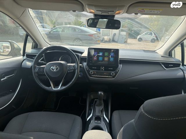 טויוטה קורולה