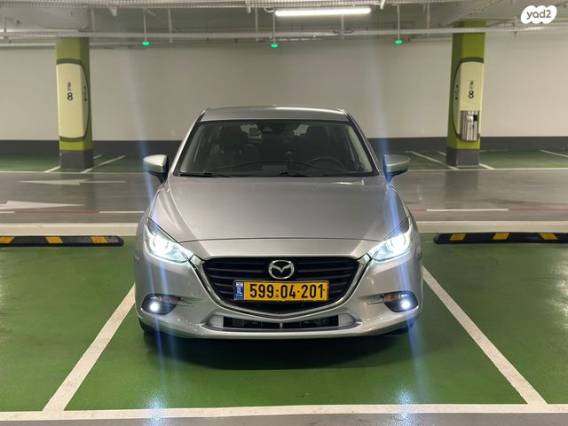 מודעת רכב מאזדה 3 2