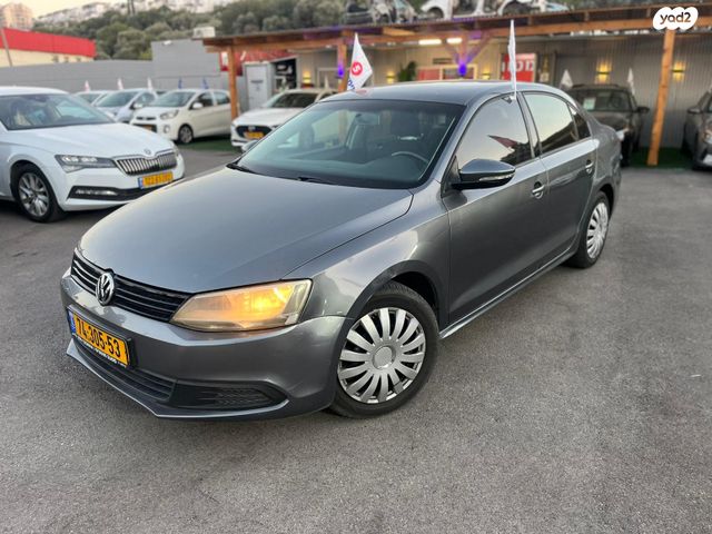 מודעת רכב פולקסווגן ג'טה 