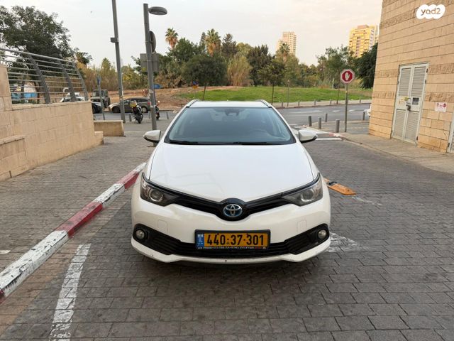 טויוטה אוריס