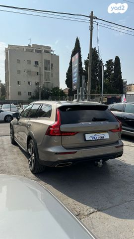 וולוו V60