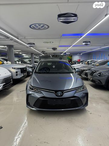 טויוטה קורולה