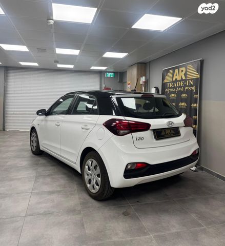 יונדאי i20