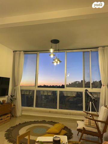 דירה, שמריהו לוין 38, קרית היובל, ירושלים