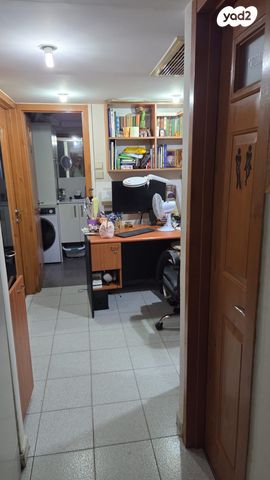 דירה, ליבורנו 9, רמת הנשיא, בת ים