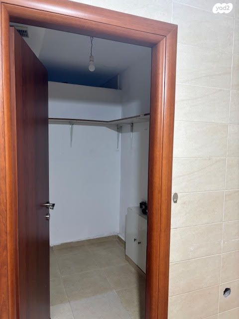 דירת גן, בת נדיב 12, מגדים, מעלה אדומים