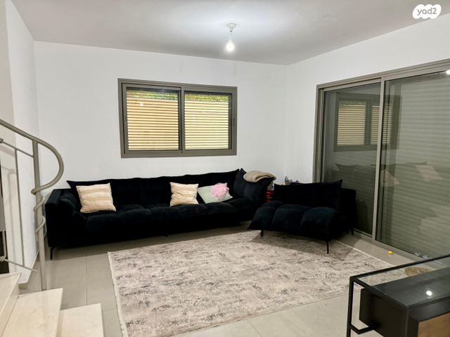 בית פרטי/ קוטג', משעול עלי הכהן 21, הרקפות, ראש העין