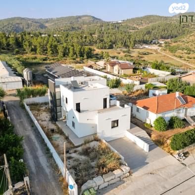 בית פרטי/ קוטג', הגפן 79, נחם, נחם