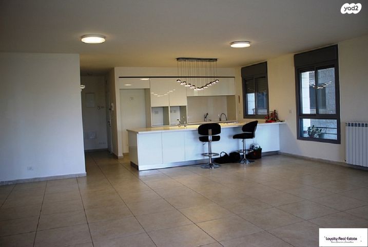 דירה, יפה רום 88, גילה, ירושלים