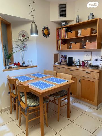 דירה, יגאל אלון 9, גני אילן, קרית אונו