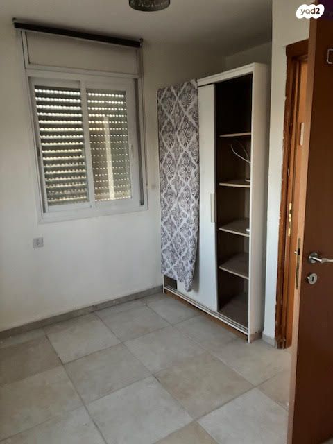 דירת גן, בת נדיב 12, מגדים, מעלה אדומים