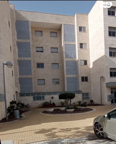 דירה, הרב צבאן 50, קרית מנחם בגין, נתיבות